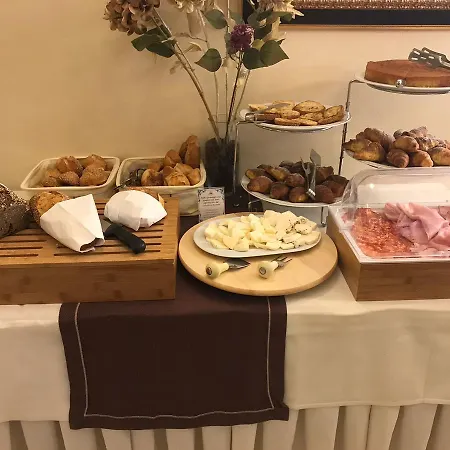 酒店 多莫斯马里阿贝尼西尔酒店 4*
